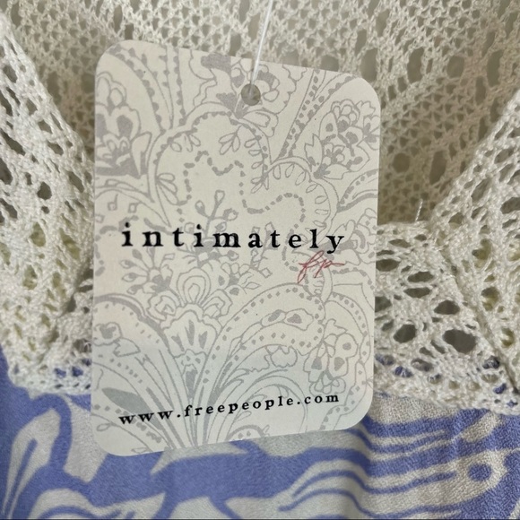 NEW Intimately Free People Floral Lace Dress Size S - Picture 3 of 7